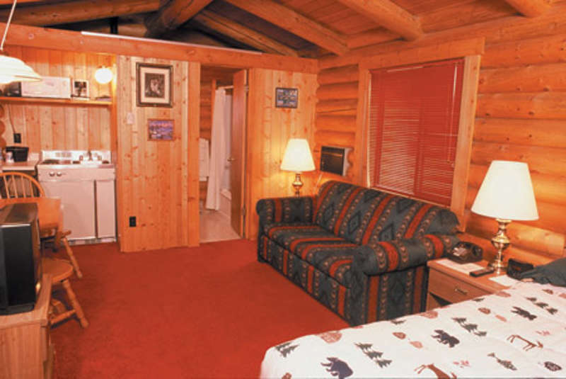 1 room cabin (9460) with queen b