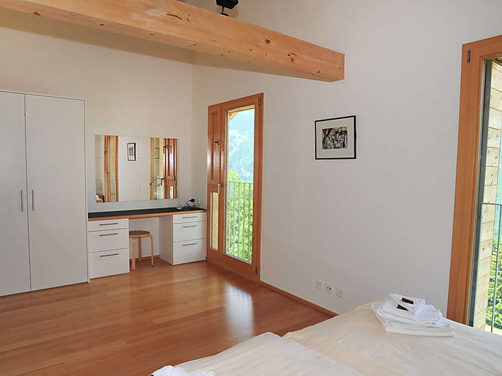 Roossi (CH3823.36.2) Picture