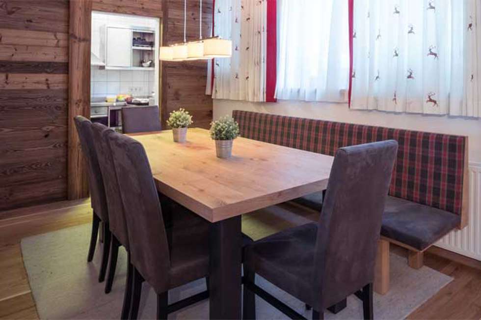 chalet little haus dining area