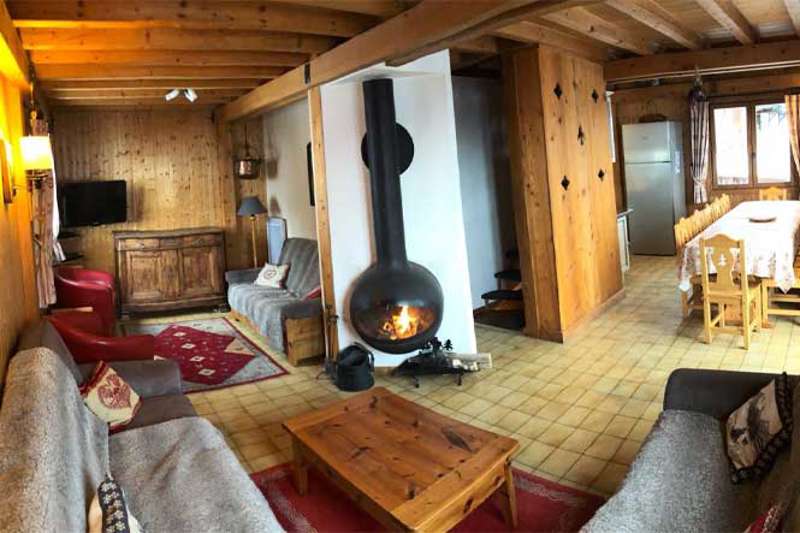 chalet bassey living area 2