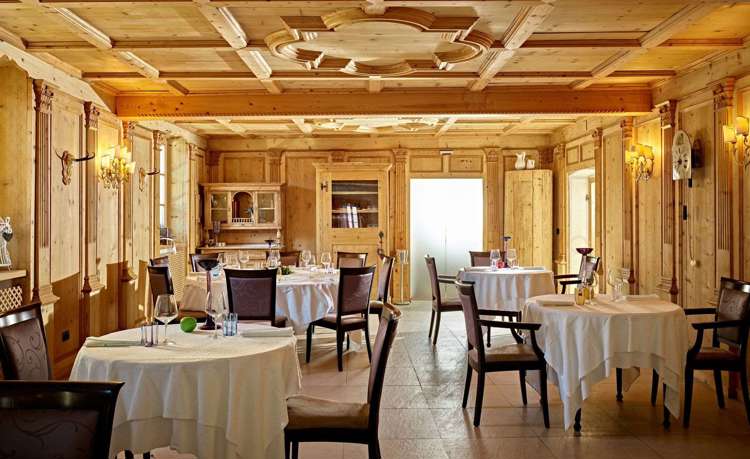 Romantic Hotel Excelsior Picture