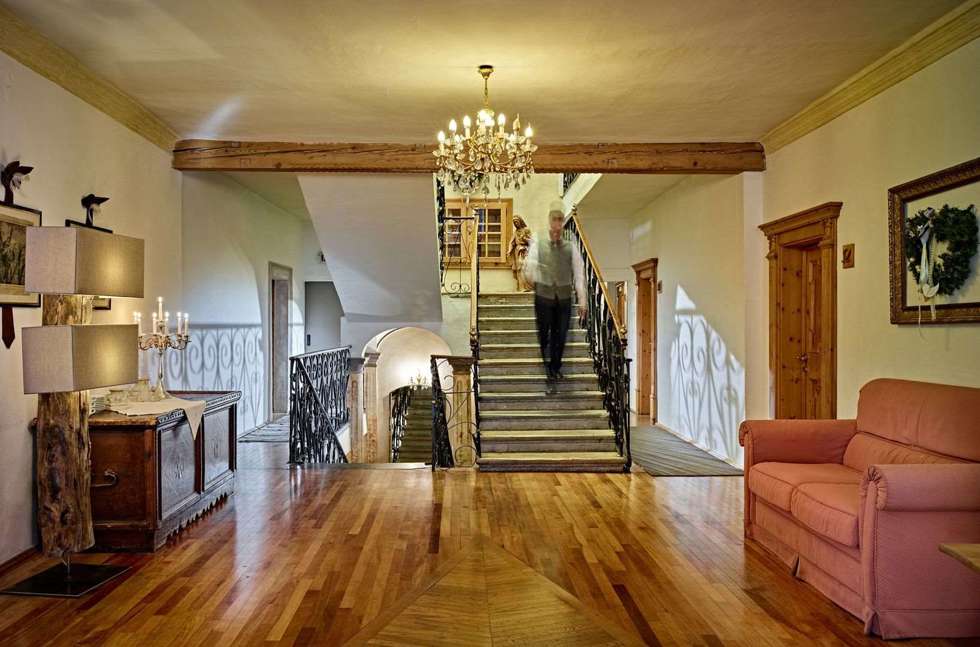Romantic Hotel Excelsior Picture