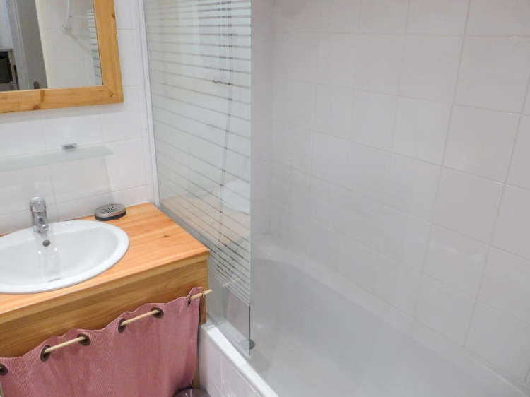 ApartmentLeHameauduBorsat8_9.jpg