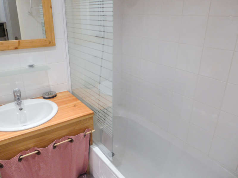 ApartmentLeHameauduBorsat8_9.jpg