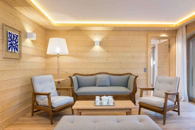 ApartmentGelinotte1_3.jpg