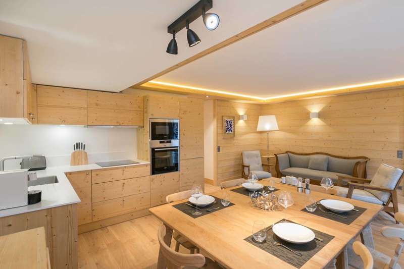 ApartmentGelinotte1_4.jpg