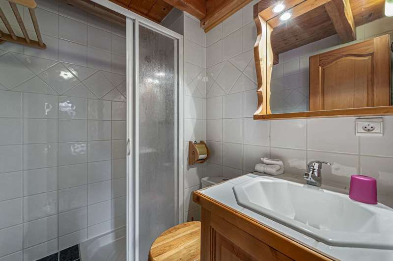 ApartmentInuit11_9.jpg