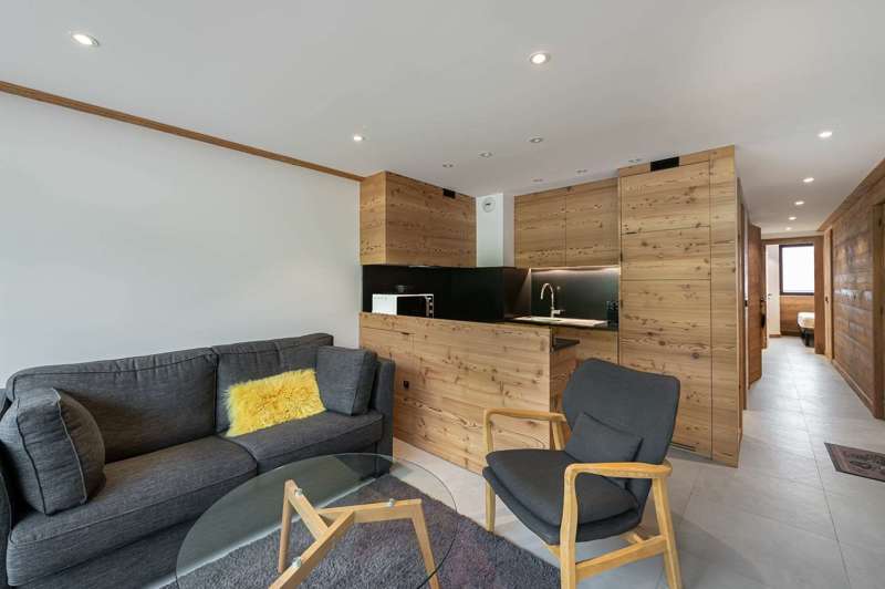 ApartmentLouRei407_1.jpg