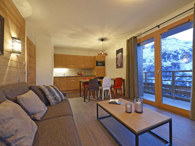 ApartmentLeCoeurdesLoges650_3.jpg