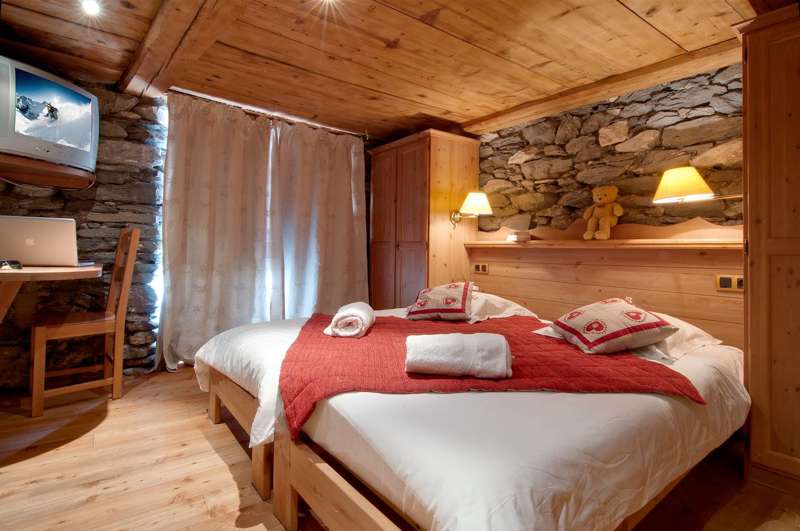 ChaletLesChampsDuPont_4.jpg