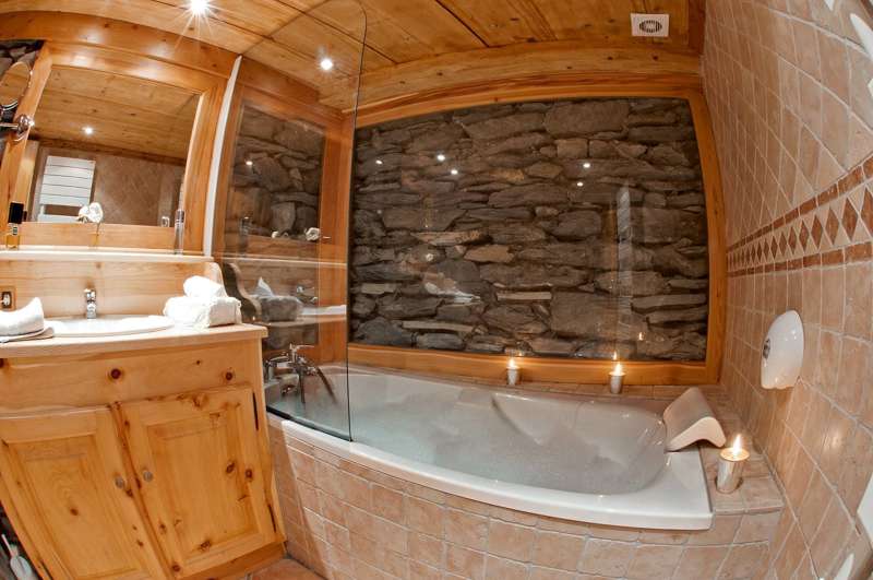 ChaletLesChampsDuPont_5.jpg
