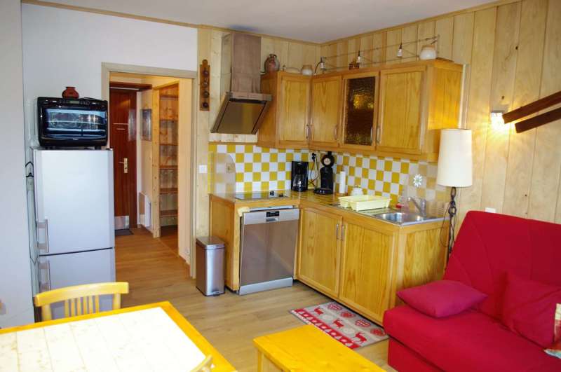 ApartmentBecRouge704_5.jpg