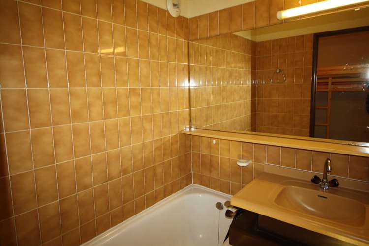 ApartmentHomeClub240_5.jpg