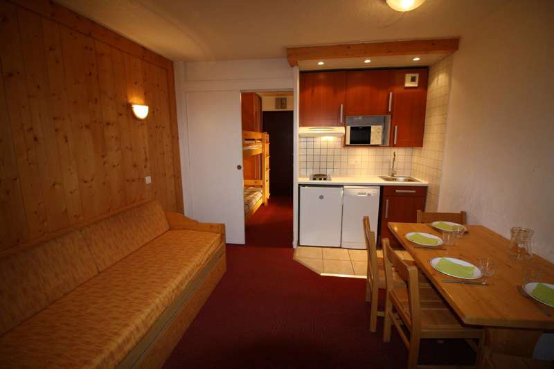 ApartmentHomeClub29_1.jpg