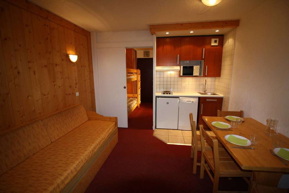 ApartmentHomeClub29_1.jpg