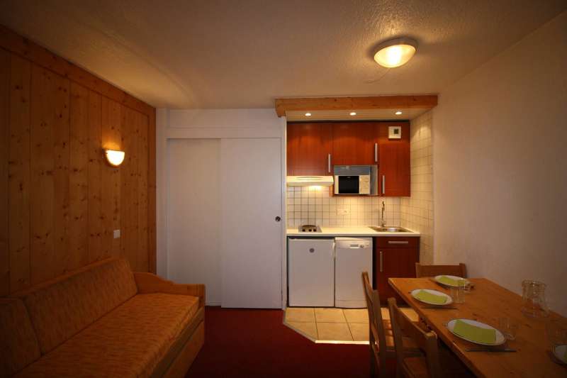 ApartmentHomeClub29_2.jpg