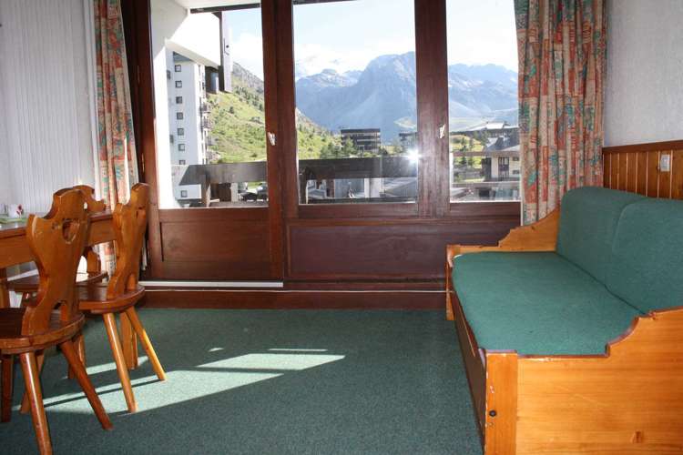 ApartmentHomeClub38_2.jpg