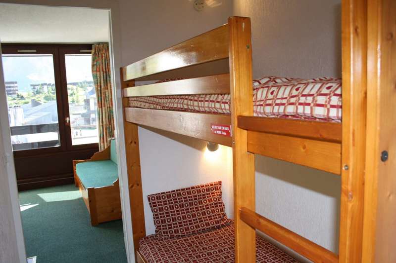ApartmentHomeClub38_3.jpg