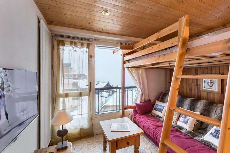 ApartmentCroixDeVerdon706b_5.jpg