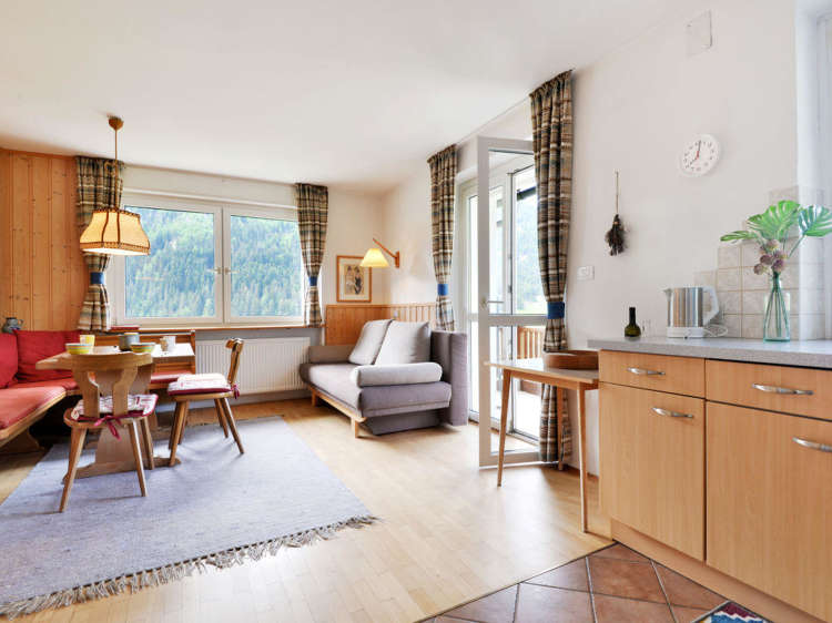 ApartmentIllyria_2.jpg