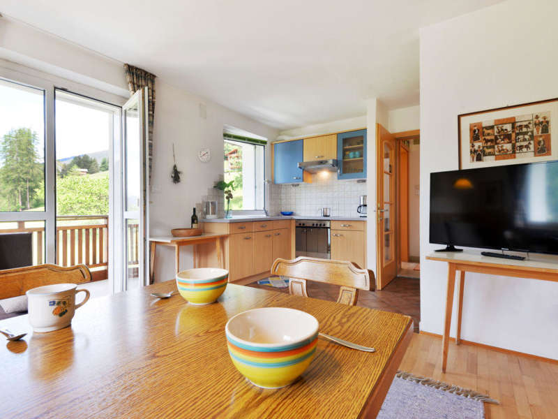 ApartmentIllyria_5.jpg
