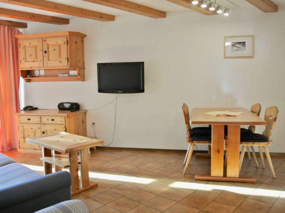 Apartment57-1_5.jpg