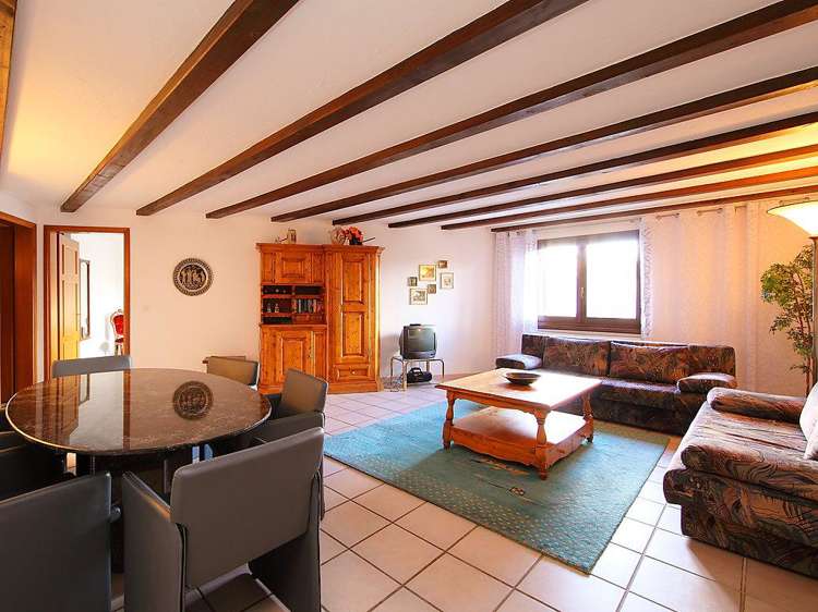 Apartment66-1_2.jpg