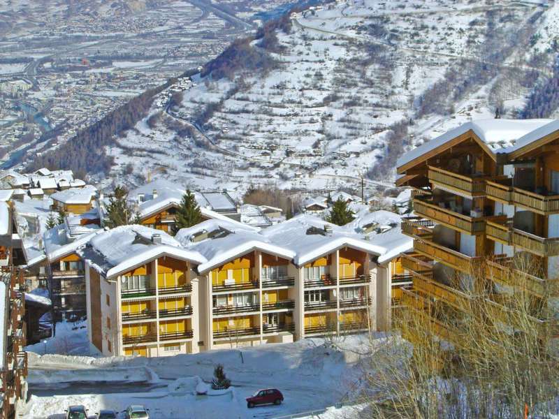 ApartmentMont-Fort_3.jpg