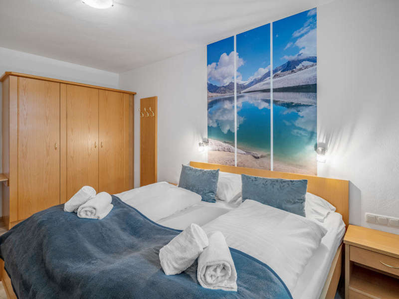 ApartmentTop3_5.jpg