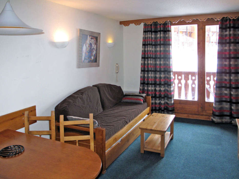 ApartmentVillageMontana211_5.jpg