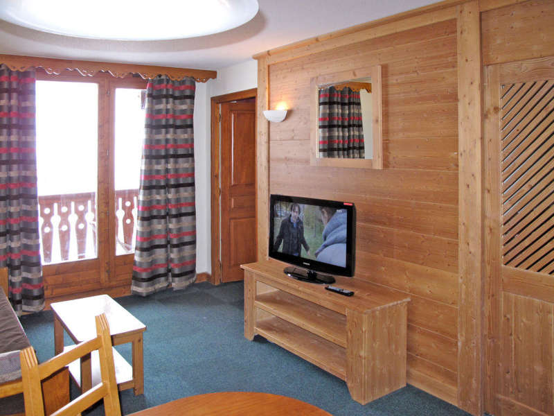 ApartmentVillageMontana211_6.jpg