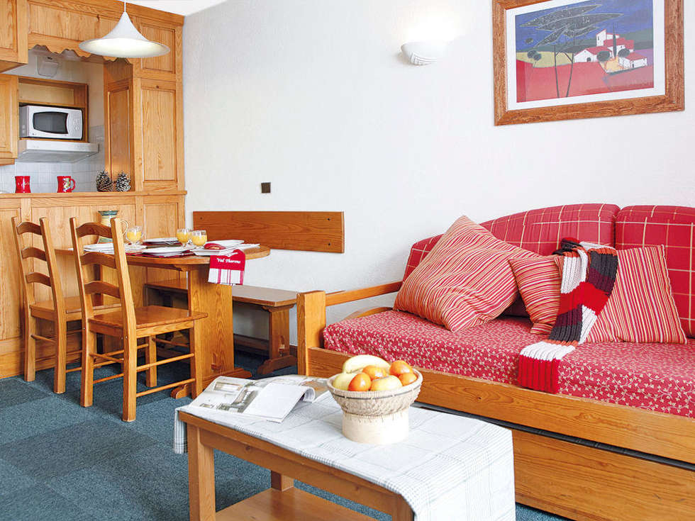ApartmentVillageMontana213_3.jpg