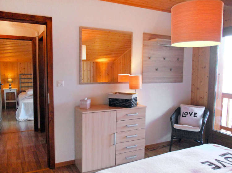 HolidayHouseDemi-Lune_6.jpg