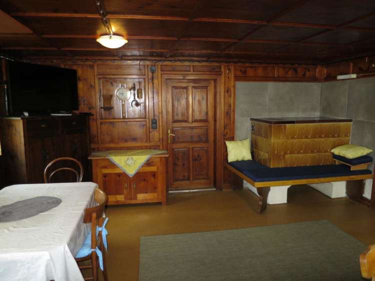 HolidayHouseFatlar686_6.jpg