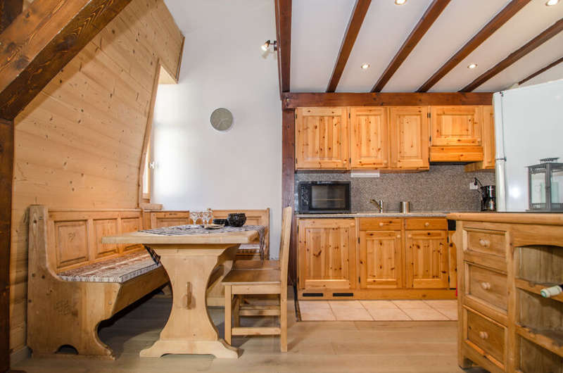 ApartmentAntares_5.jpg
