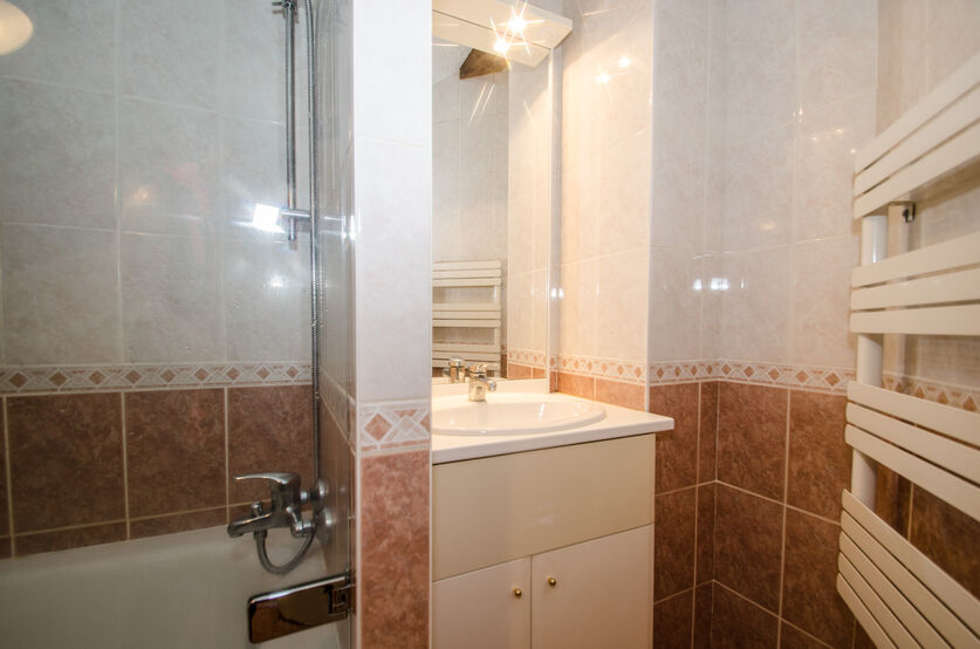 ApartmentAntares_14.jpg