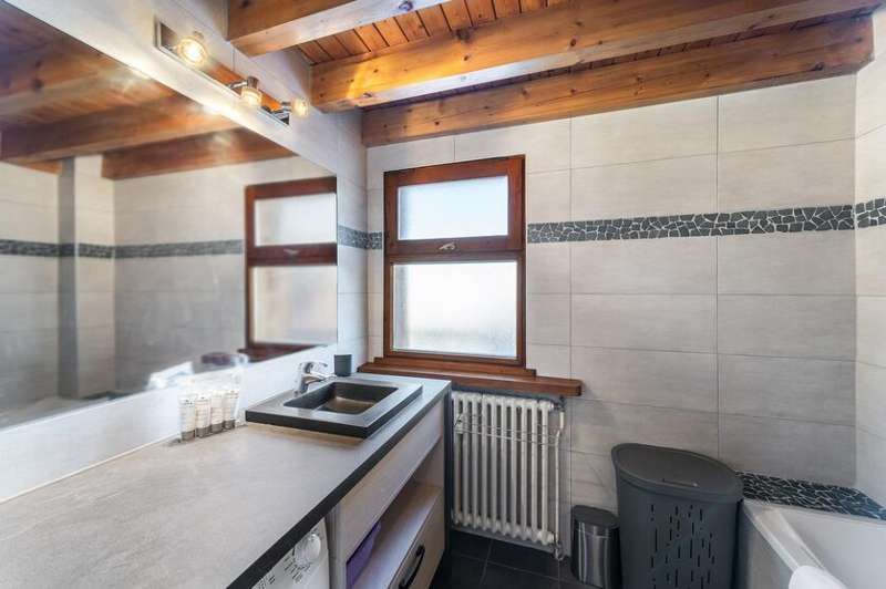 ApartmentDiablerets12_12.jpg